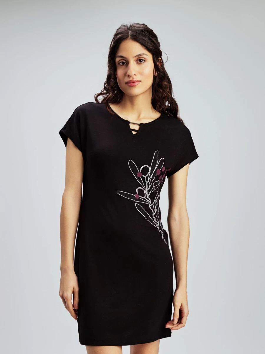 San Francisco Dresses | Short Straight Knit Dress