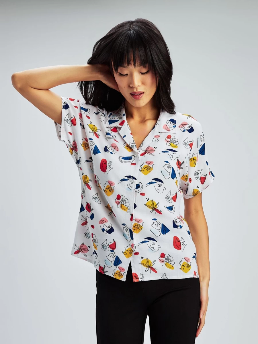 San Francisco Blouses | Short-Sleeve Semi-Fitted Blouse With Buttons