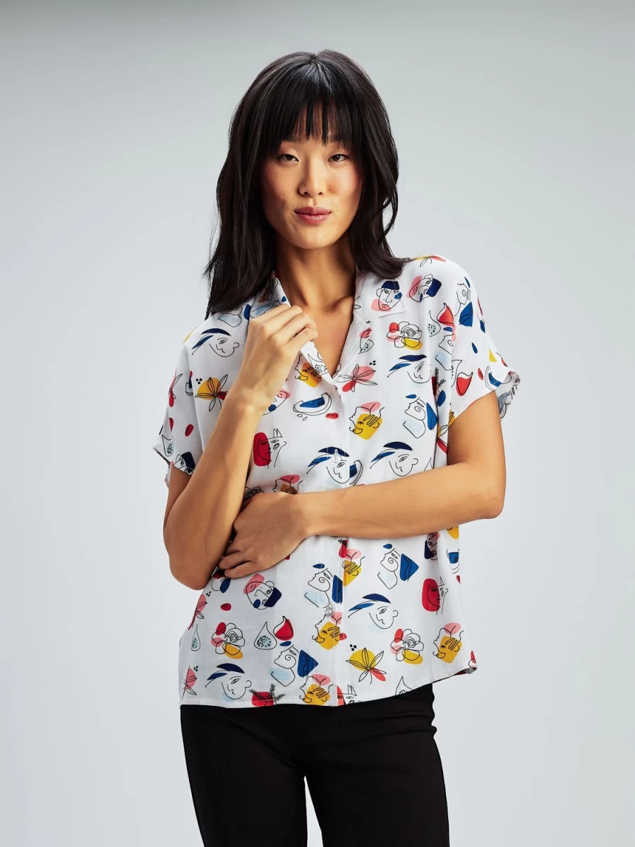San Francisco Blouses | Short-Sleeve Semi-Fitted Blouse With Buttons